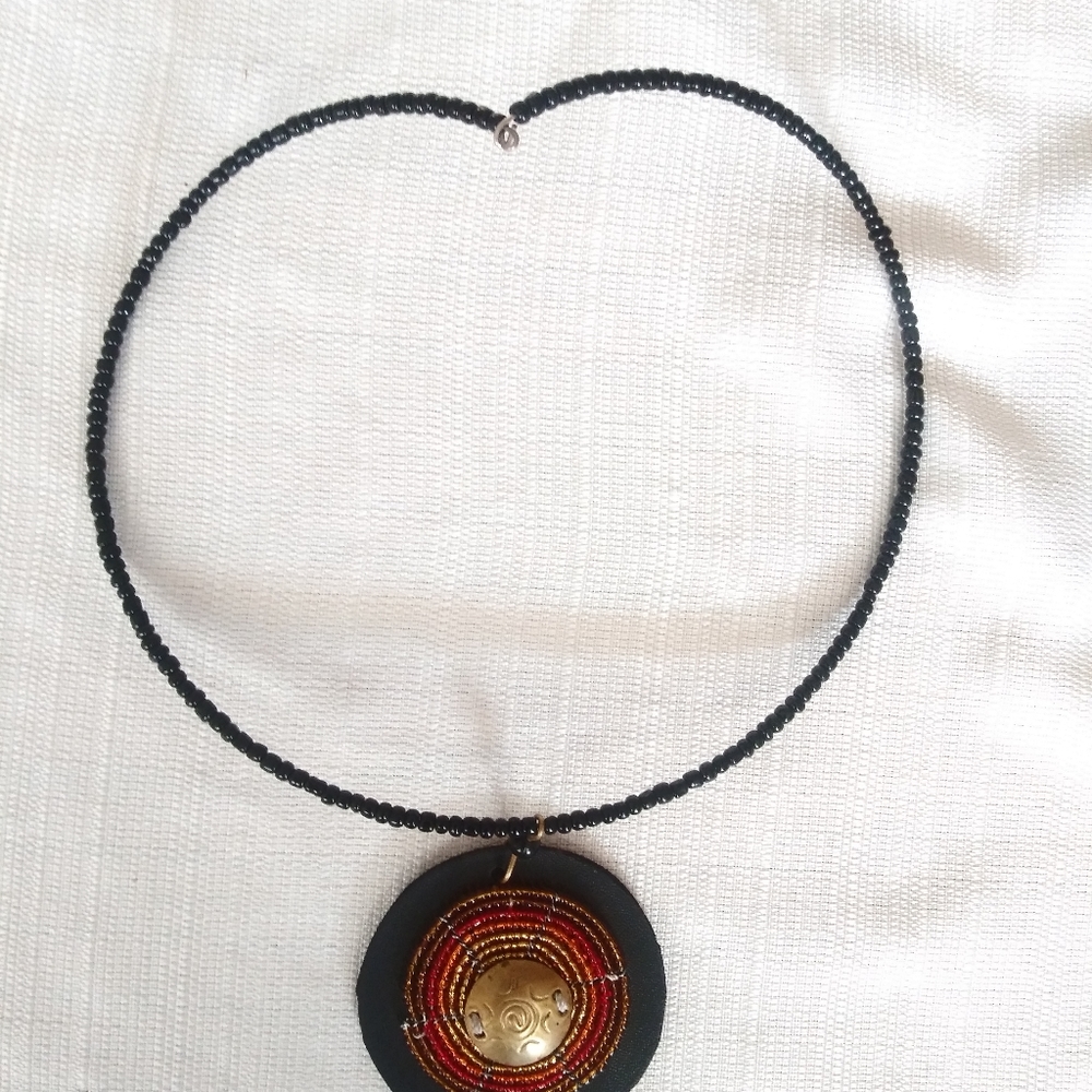 African Handmade Necklace - Picture 3 of 7